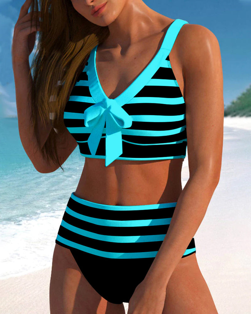 EM | Eleganter bunter Sommerbikini