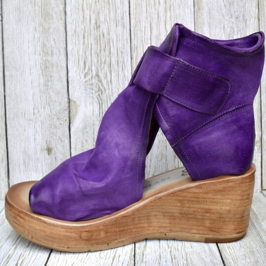 EM | Boho-Keilsandalen