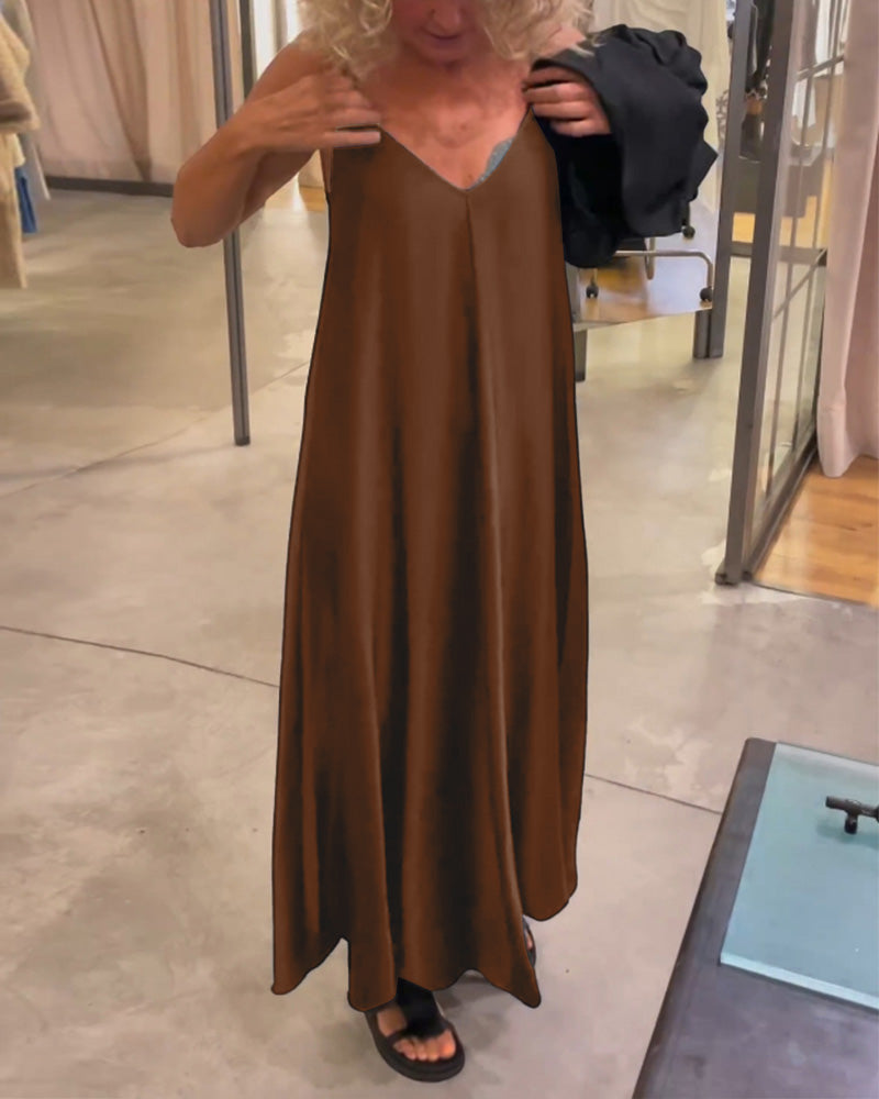 MW | Zweiteiliges Set mit trägerlosem Kleid und einfarbigem Oberteil