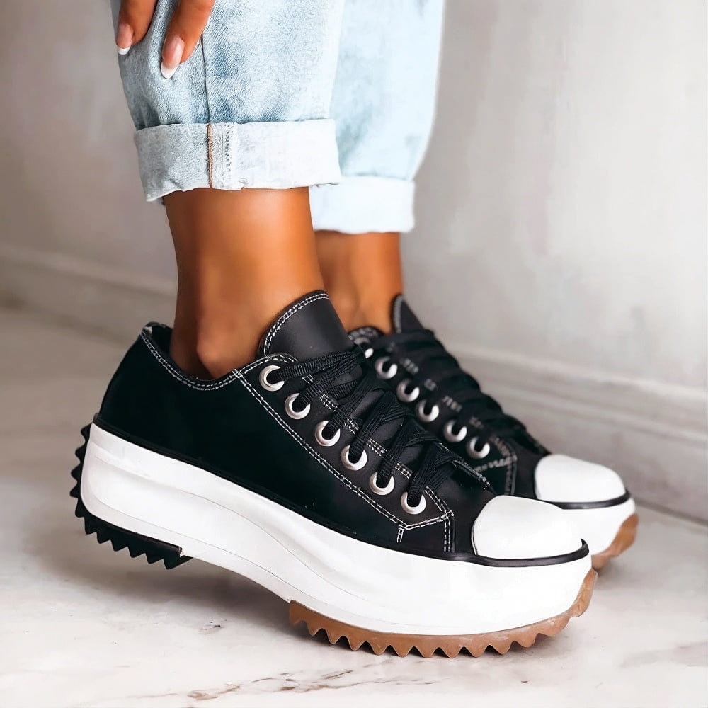 EM | Trendige, klobige Plateau-Sneakers