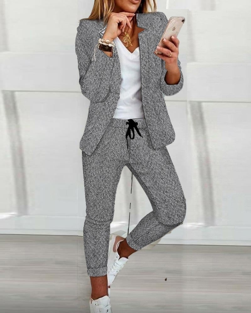 EM | Schickes zweiteiliges Blazer-Set