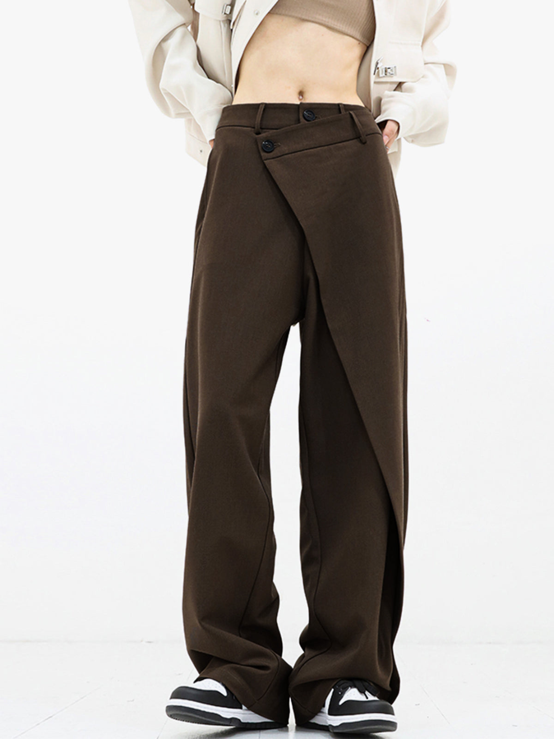 EM | Trendige asymmetrische Hose mit weitem Bein