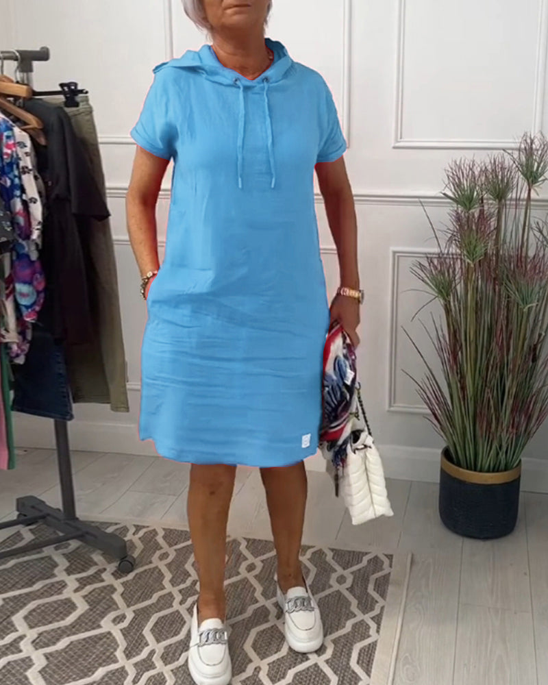 MW | Lässiges Kleid mit Kapuze und kurzen Ärmeln