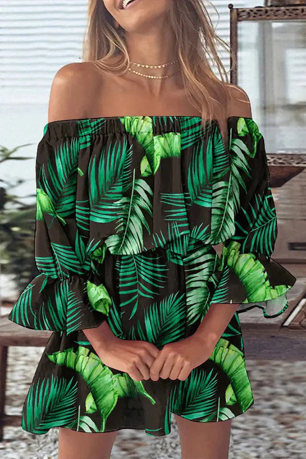 MW | It All Begins with Love Bedrucktes schulterfreies Minikleid