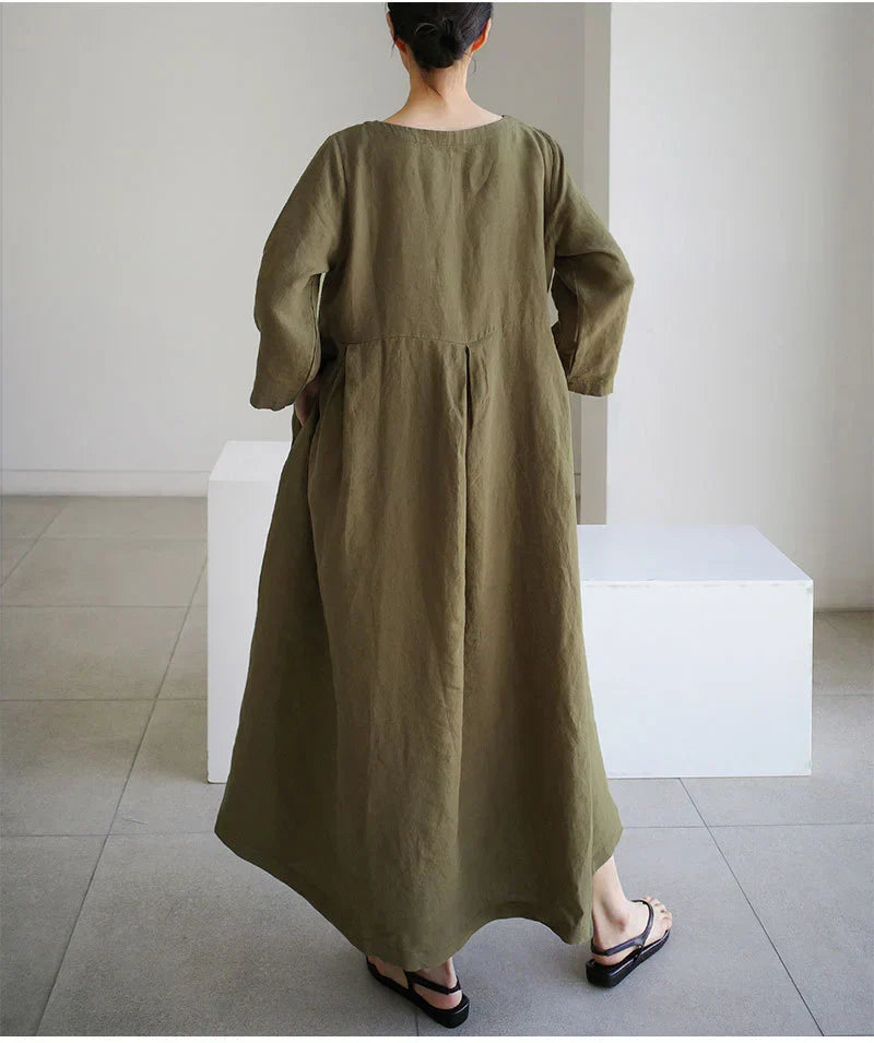 EM | Langes Kleid mit langen Ärmeln