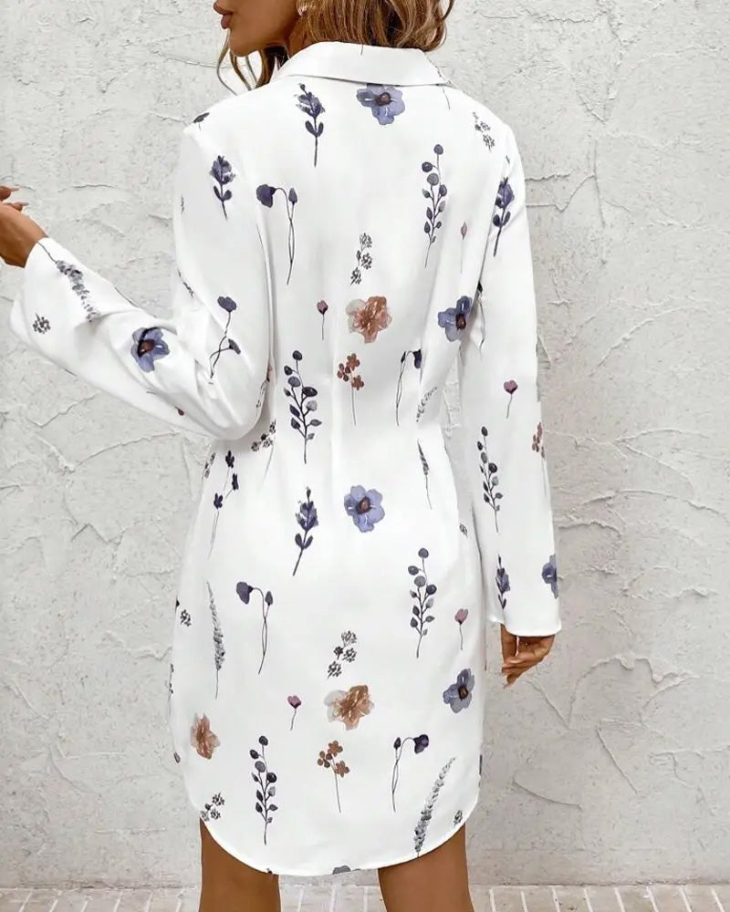 MW | Bedrucktes Modekleid mit Passform