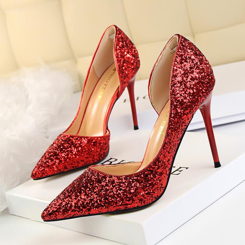 EM | Elegante glitzernde Stiletto-Absätze