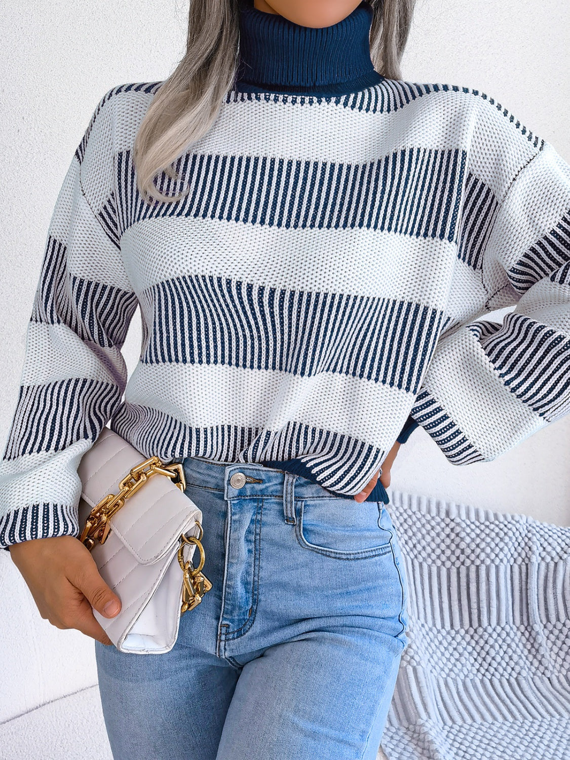 MW | Modischer und minimalistischer Pullover