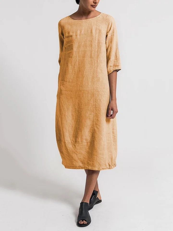 EM | Alice – Lässiges, einfarbiges Freizeitkleid mit Rundhalsausschnitt und 3/4-Ärmeln