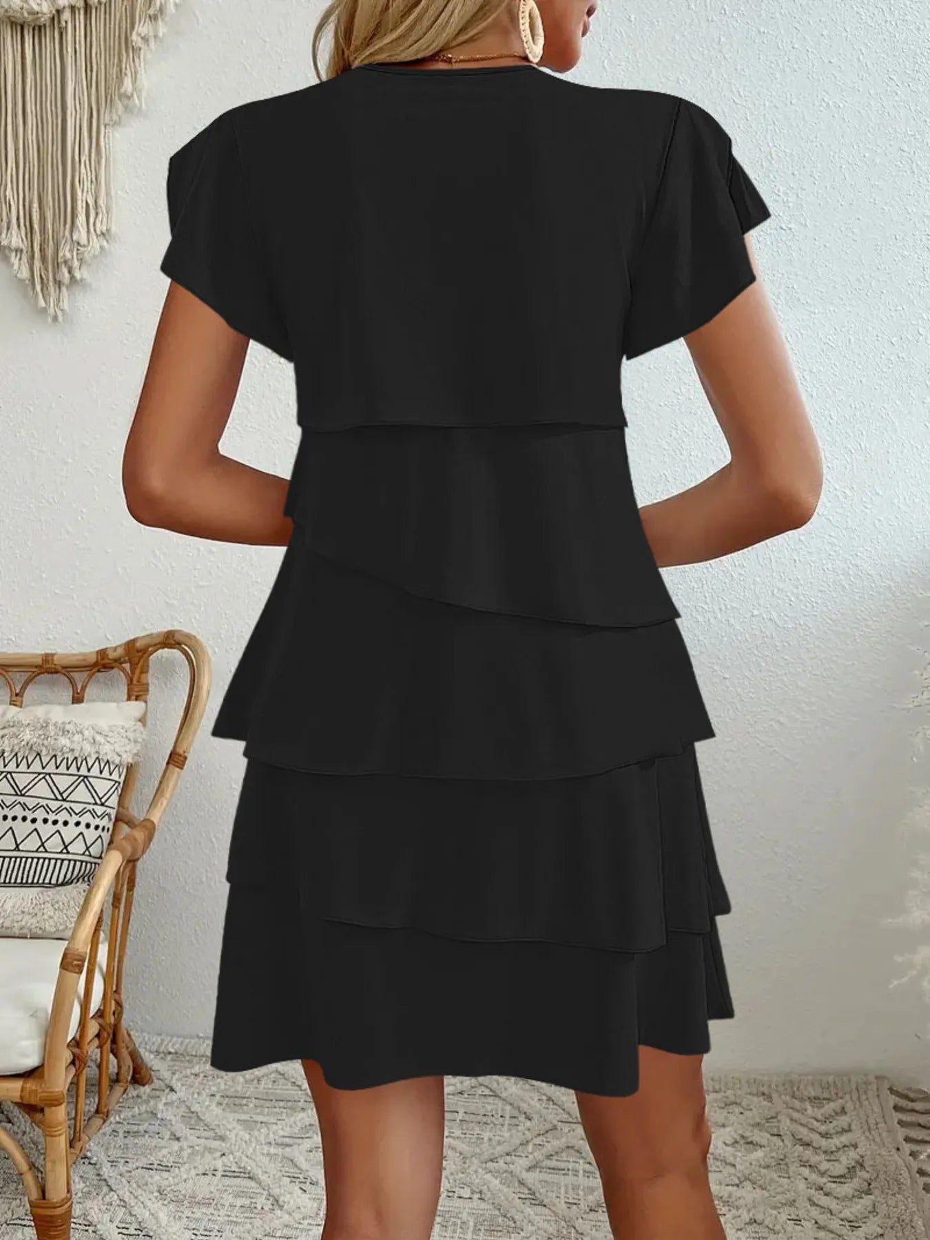 MW | Lässiges Lagenkleid mit Rundhalsausschnitt und gerafften Ärmeln