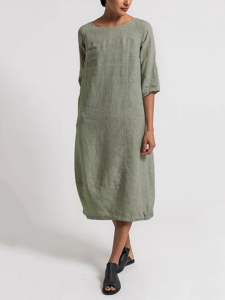 EM | Alice – Lässiges, einfarbiges Freizeitkleid mit Rundhalsausschnitt und 3/4-Ärmeln