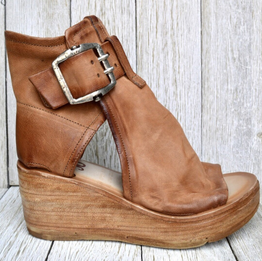 EM | Boho-Keilsandalen