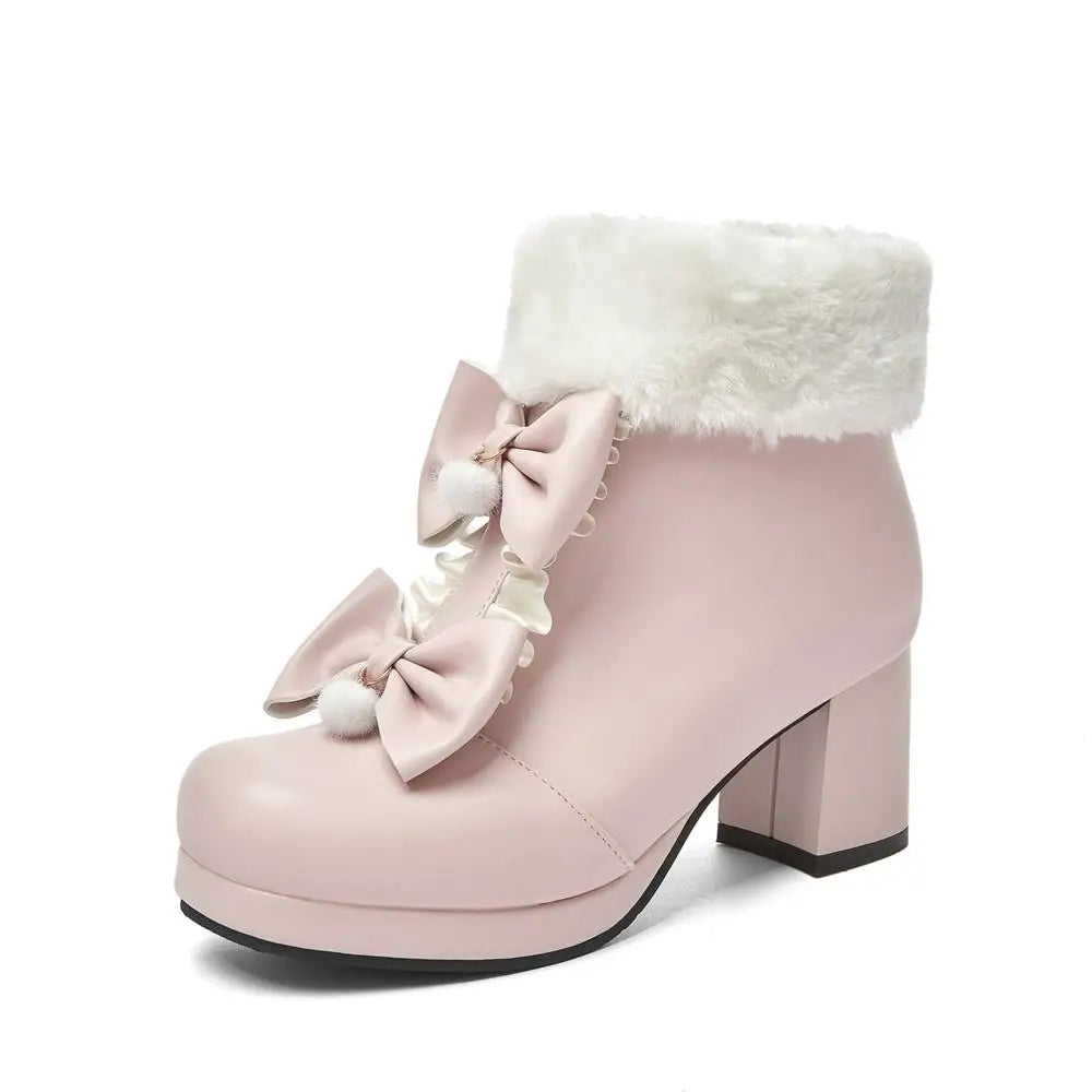 Bequeme und modische orthopädische Stiefel