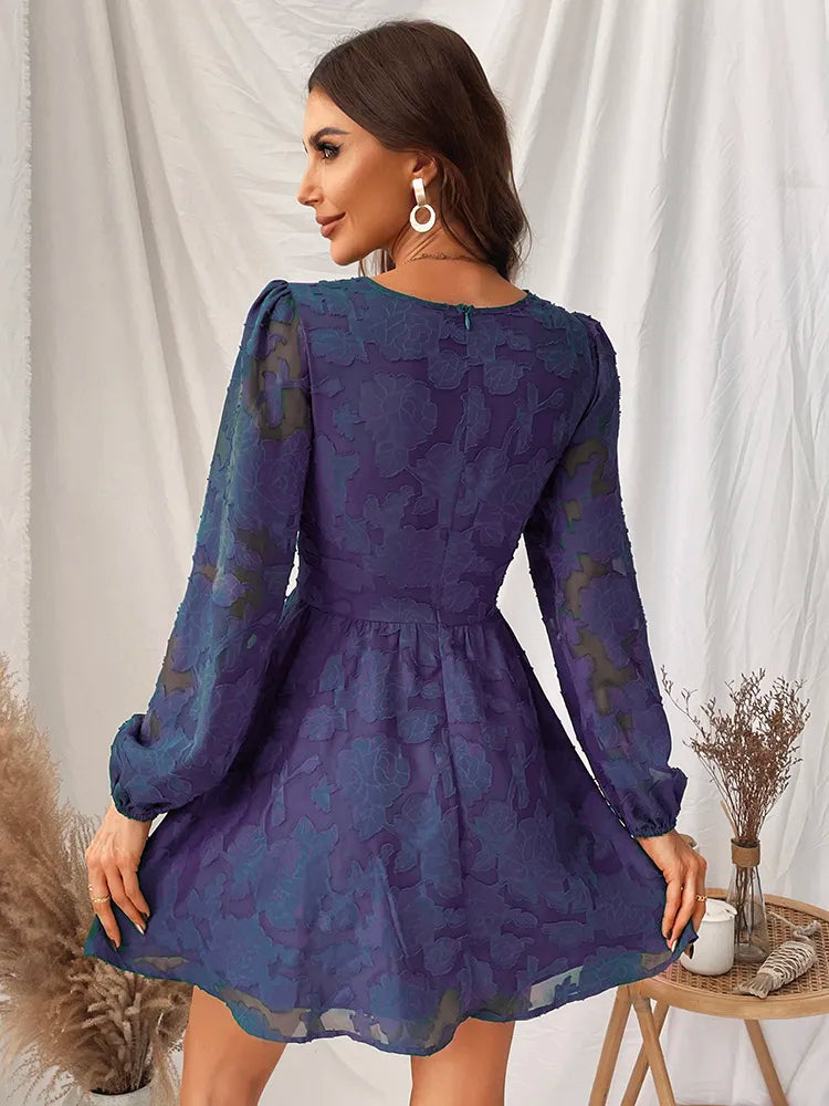 MW | ein vielseitiges Minikleid für besondere Anlässe in Grün