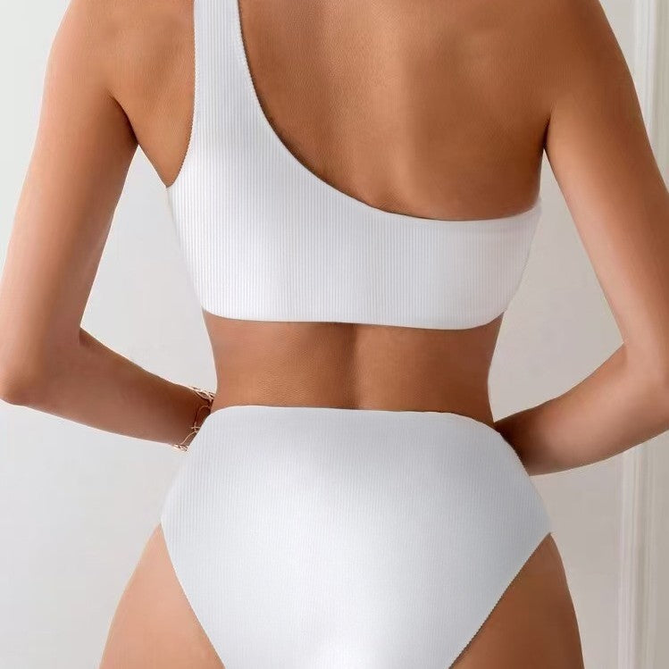 Schlank und modern Bikini