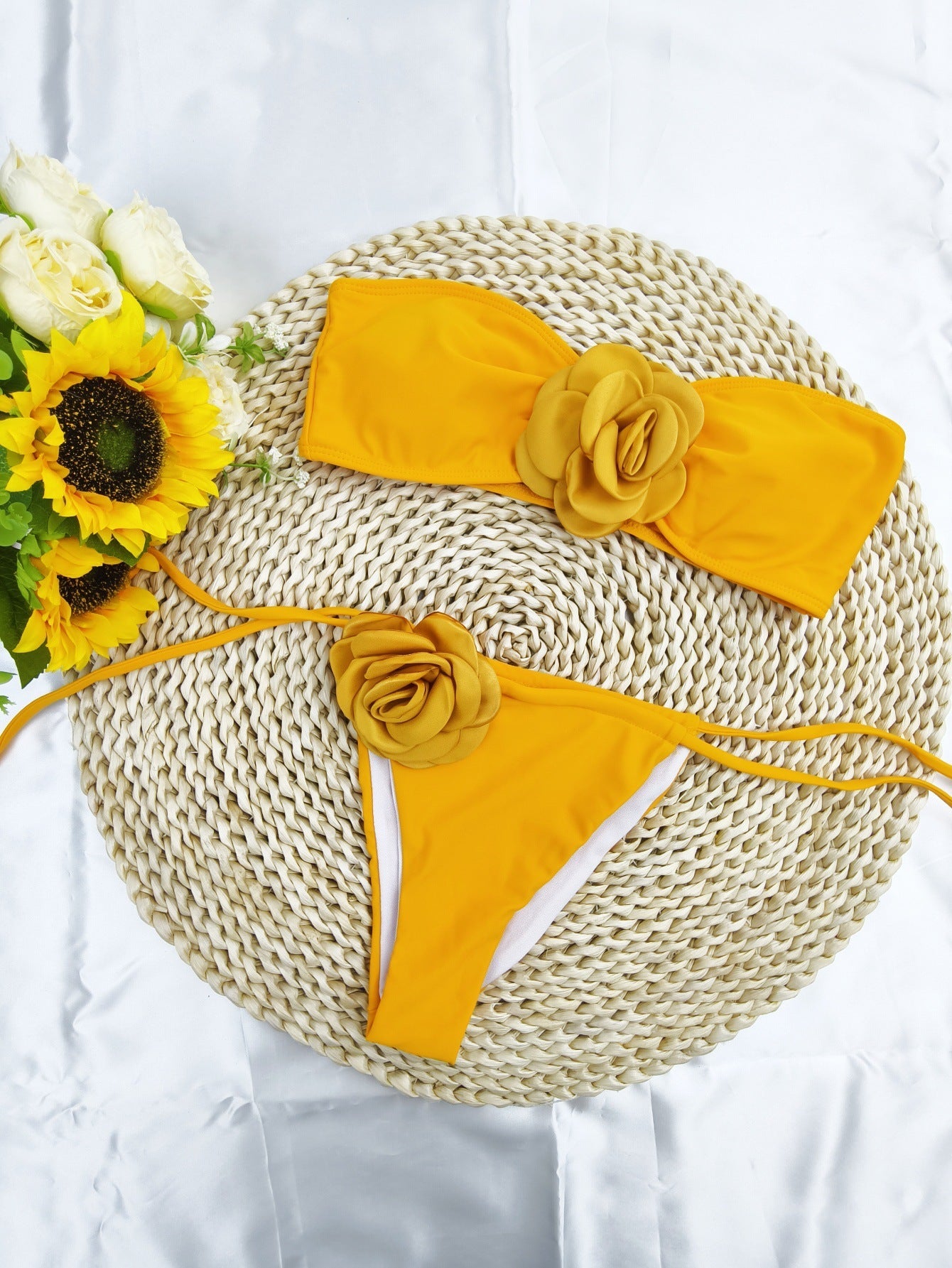 Fließend und fabelhaft Bikini