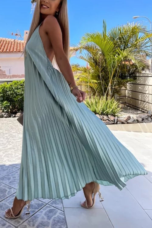 MW | Breeze Schlupf plissiertes Maxikleid