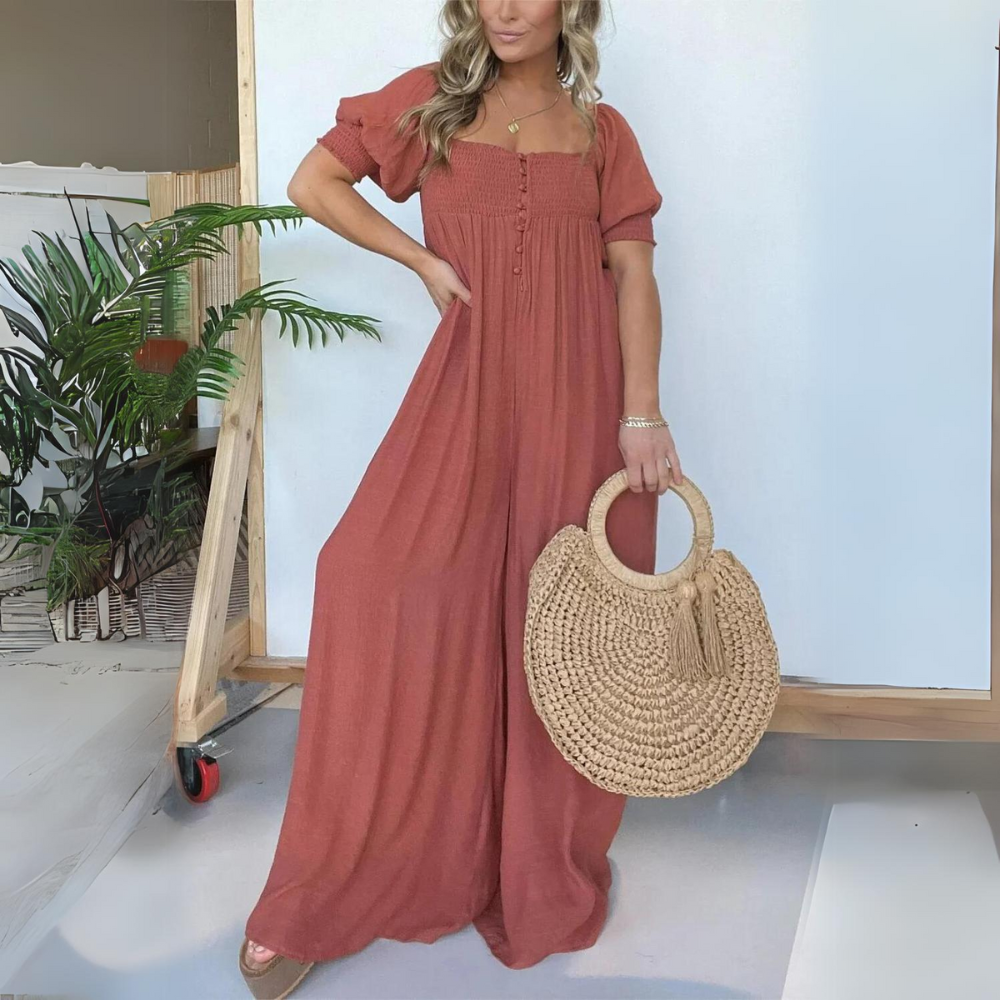 EM | Jumpsuit mit quadratischem Ausschnitt und Knöpfen