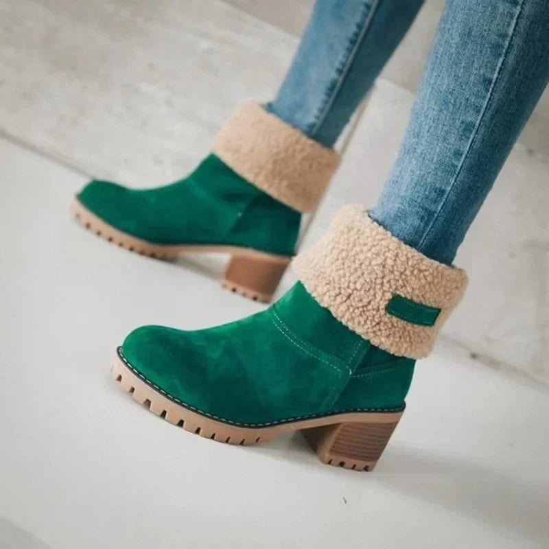 EM | Gemütliche Fold-Over-Stiefeletten mit klobigem Absatz