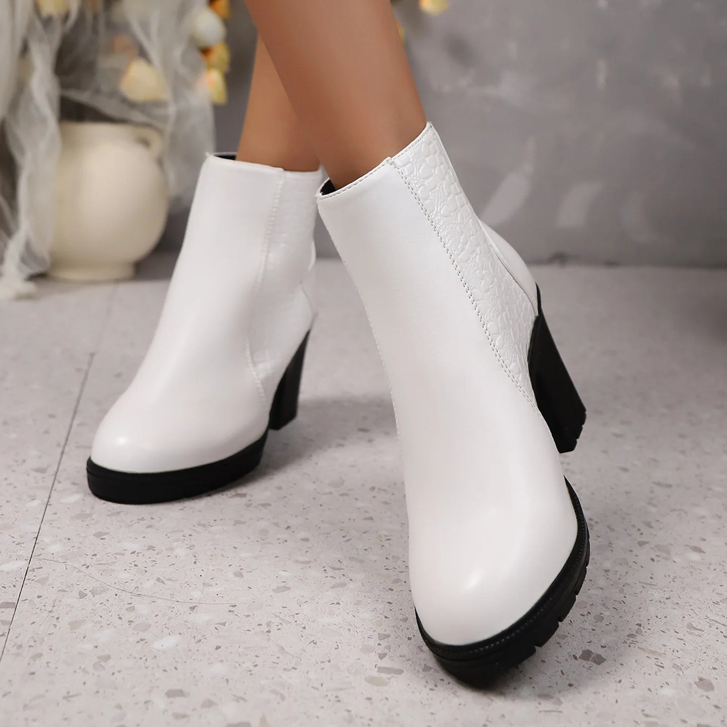 Modische und stützende orthopädische Stiefel