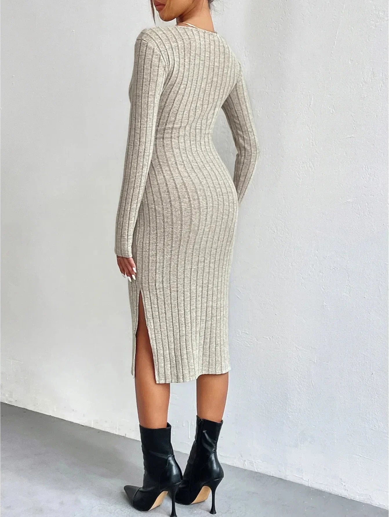 Bria - Geripptes Wickelkleid