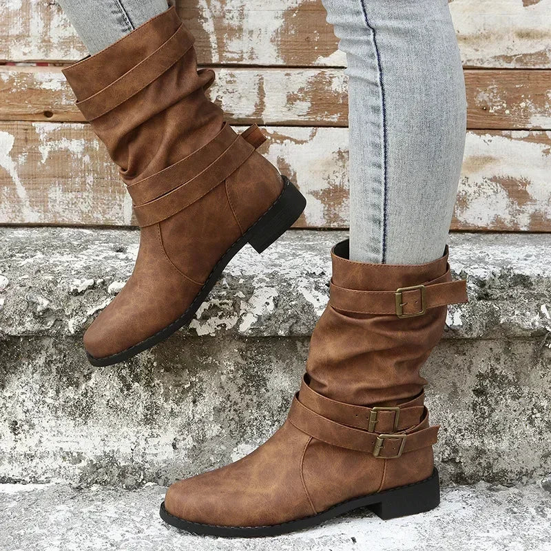 Elegante und stützende orthopädische Stiefel