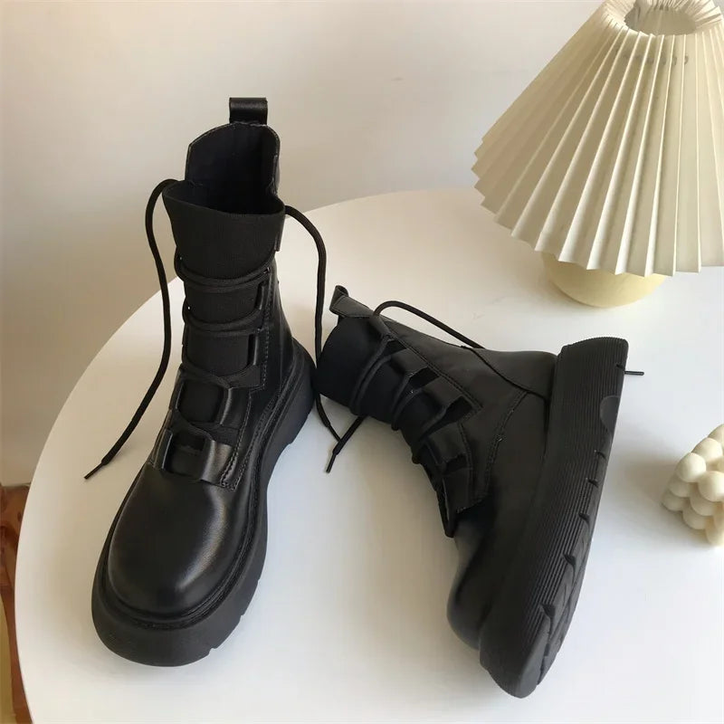 Bequeme und modische orthopädische Stiefel