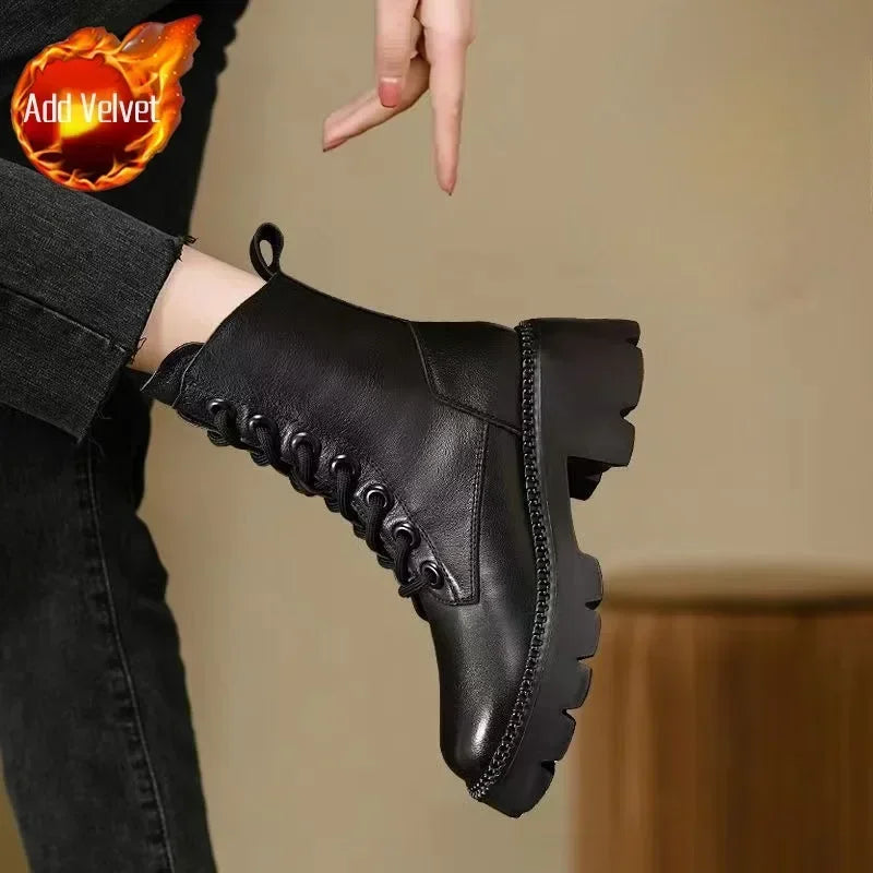 Maßgeschneiderte und bequeme orthopädische Stiefel