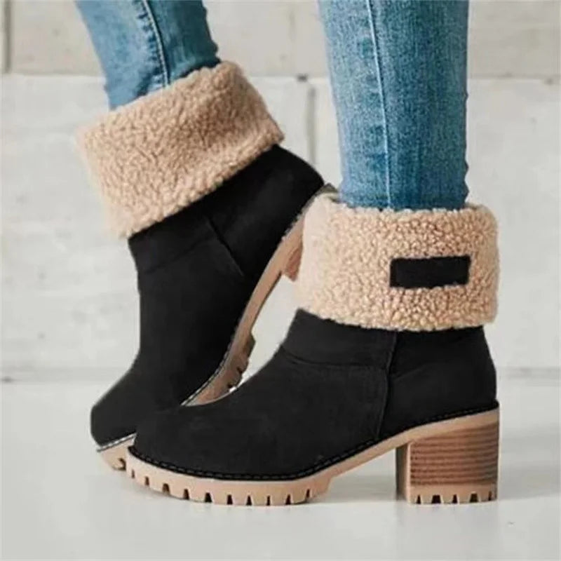 EM | Gemütliche Fold-Over-Stiefeletten mit klobigem Absatz