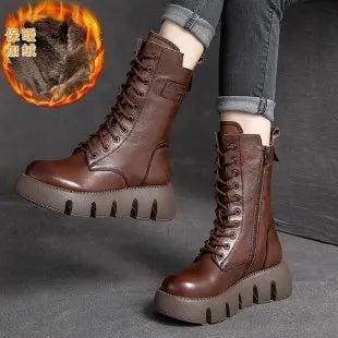 Stützende und stilvolle orthopädische Stiefel
