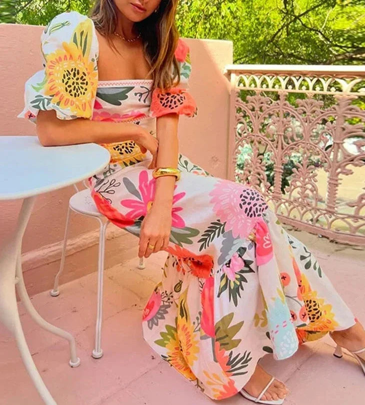 Aria - Swingkleid mit quadratischem Ausschnitt und Laternenärmeln