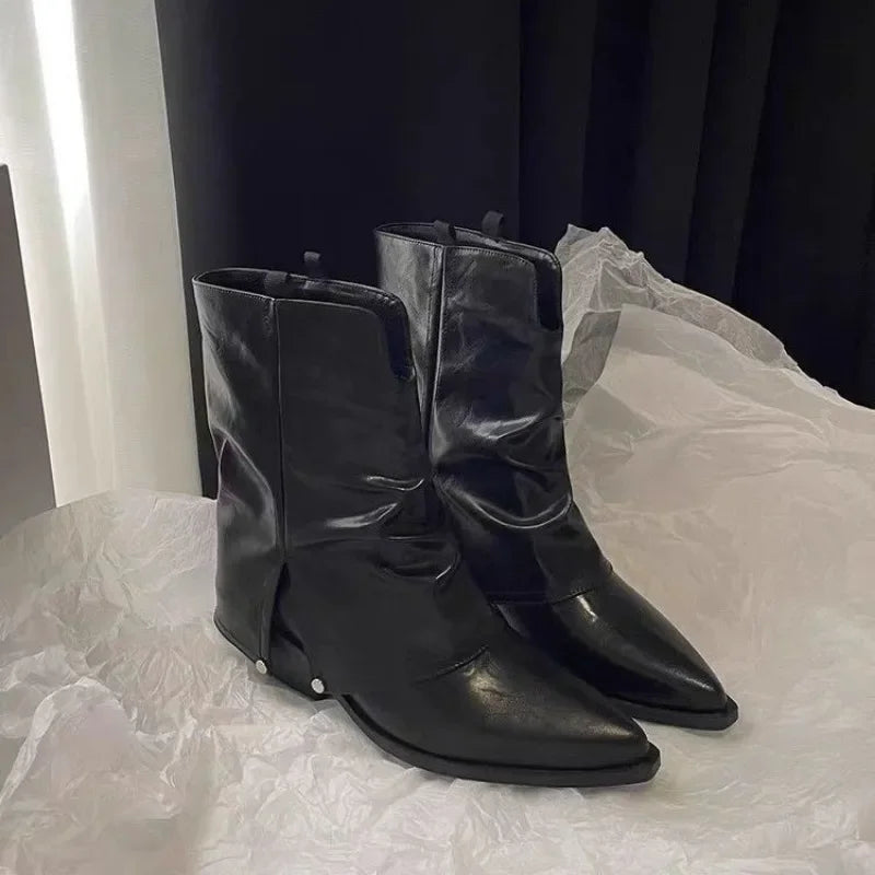 Maßgeschneiderte und bequeme orthopädische Stiefel