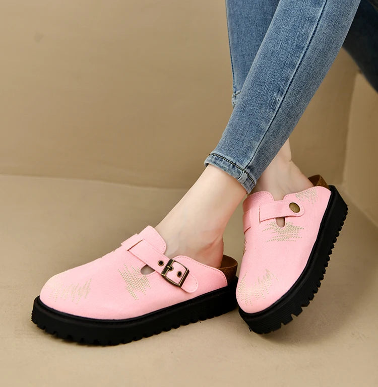 Bequeme und modische orthopädische Slipper