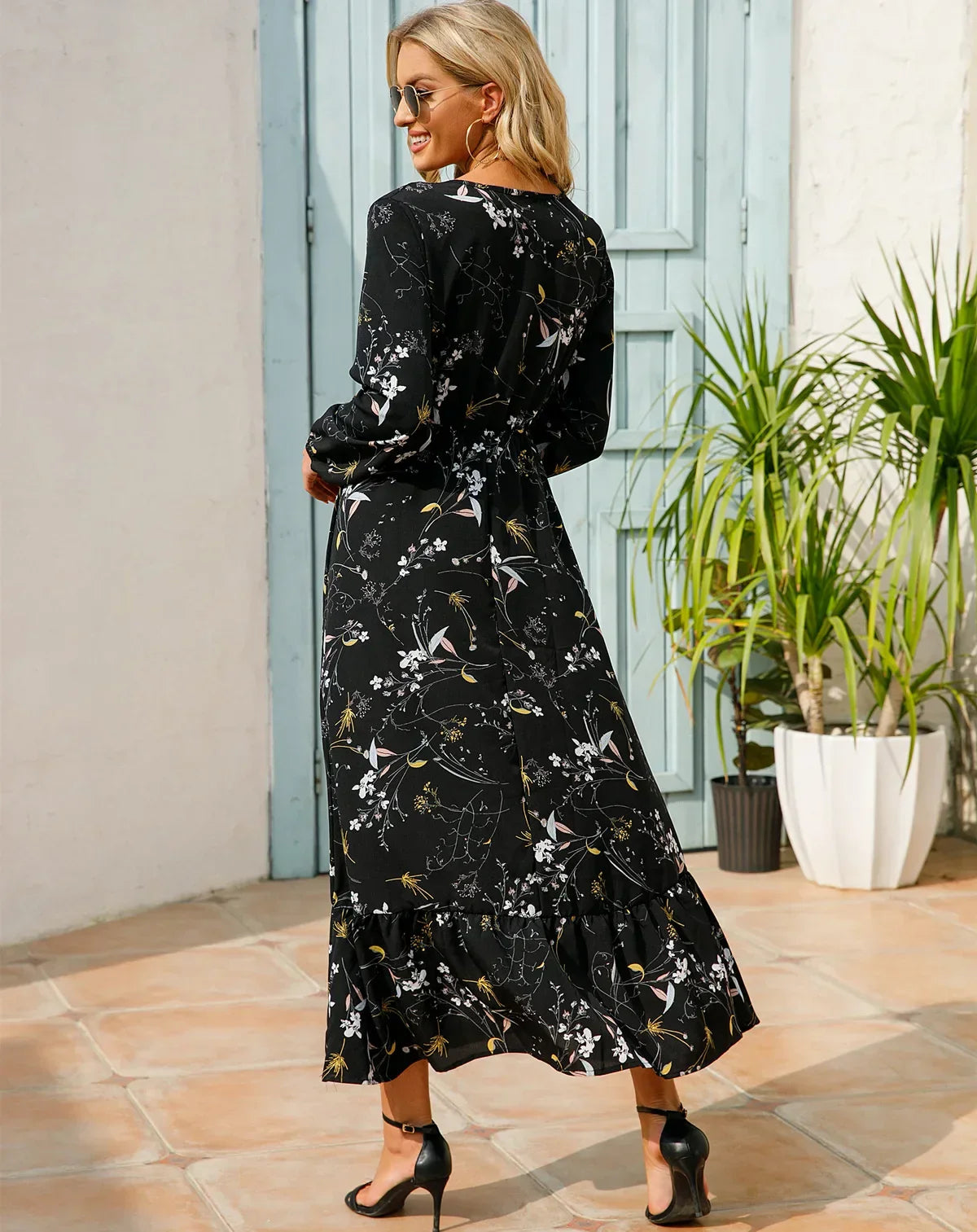 Cecilie - Maßgeschneidertes geblümtes Kleid