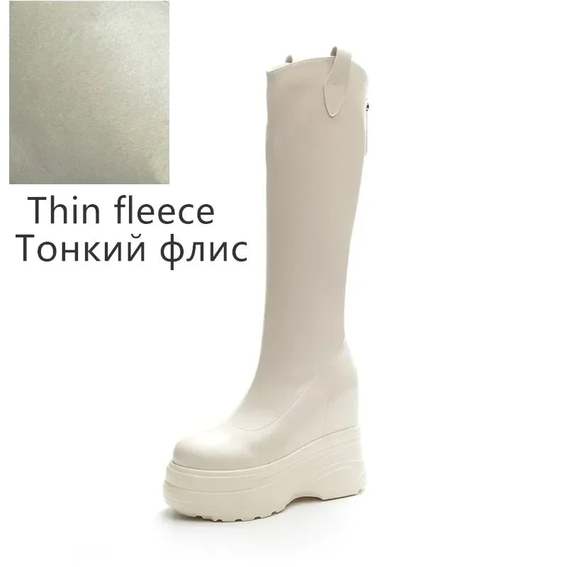 Bequeme und modische orthopädische Stiefel
