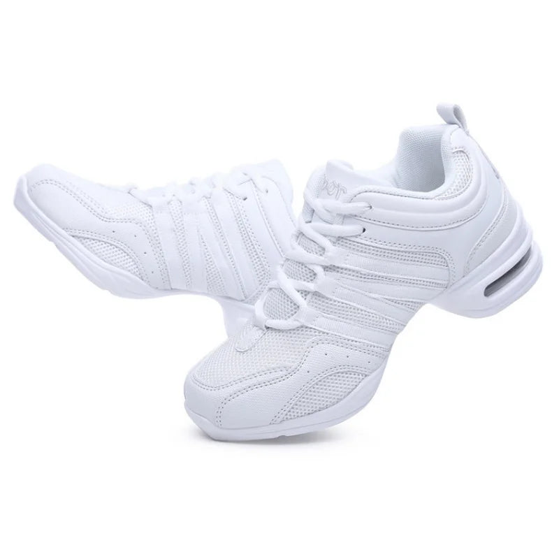 Modische und stützende orthopädische Schuhe