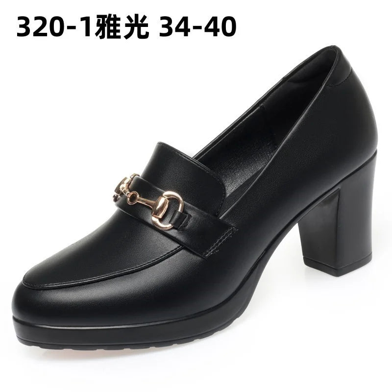 Maßgeschneiderte und bequeme orthopädische Schuhe