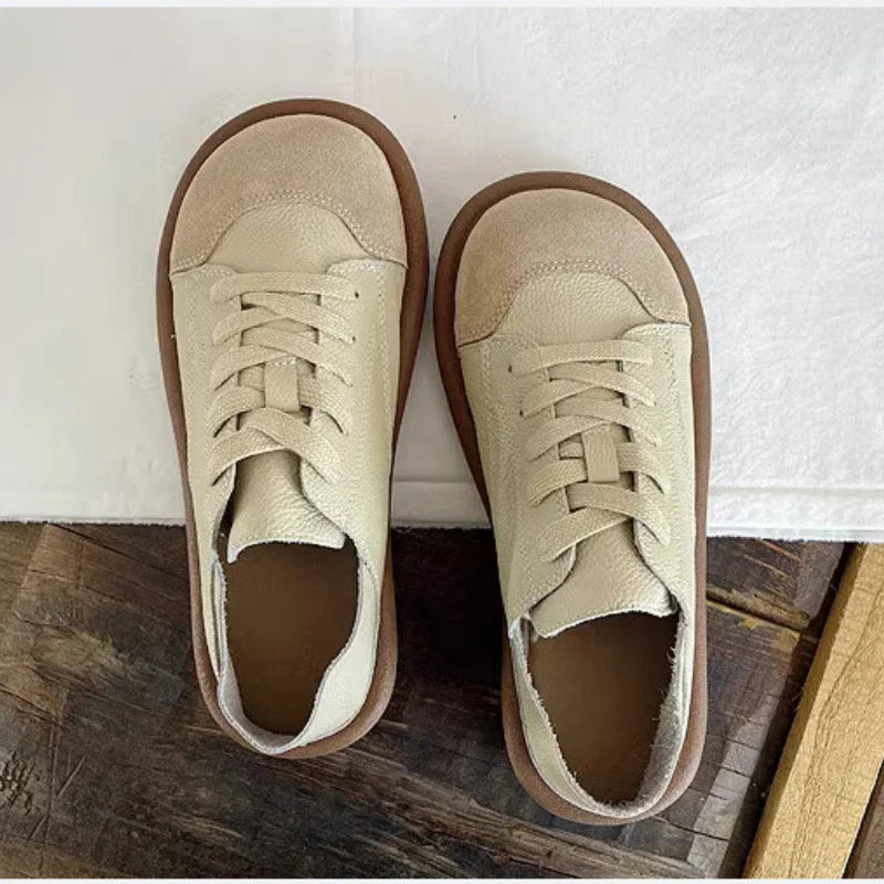 Elegante und stützende orthopädische Slipper