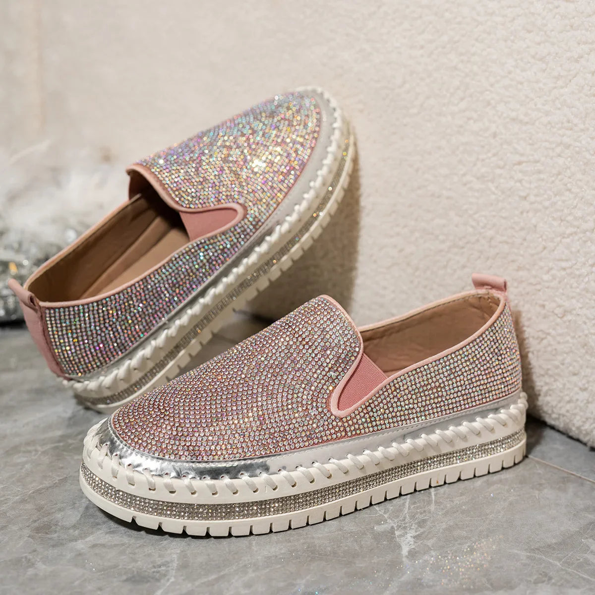 Vielseitige und stützende orthopädische Slipper