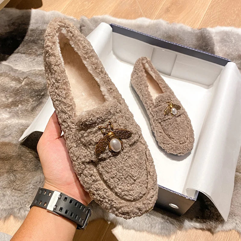 Bequeme und modische orthopädische Stiefel