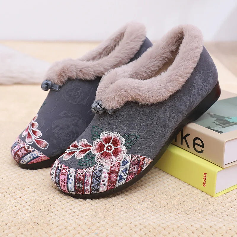 Maßgeschneiderte und bequeme orthopädische Schuhe