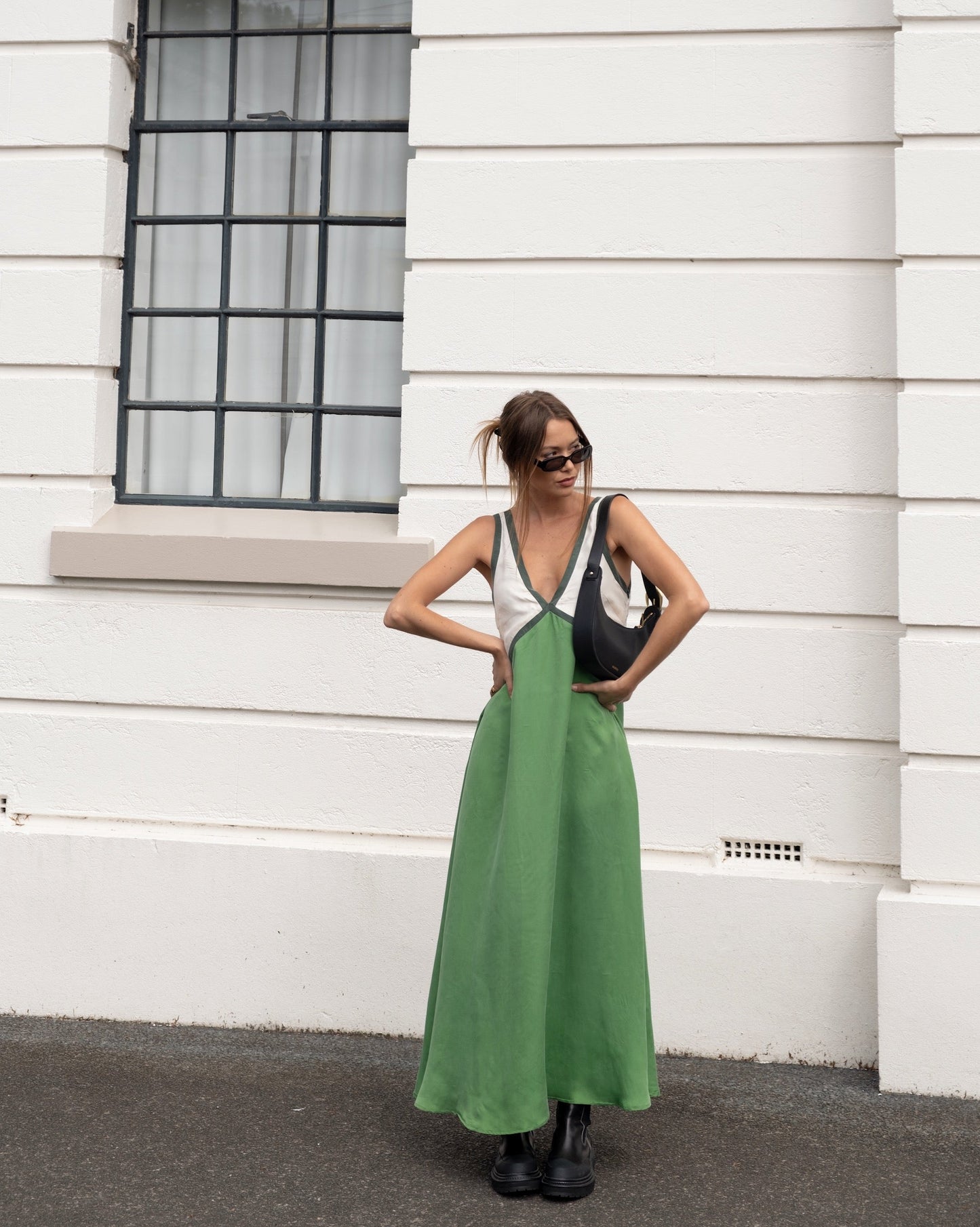 MW | Leichtes Maxikleid mit V-Ausschnitt