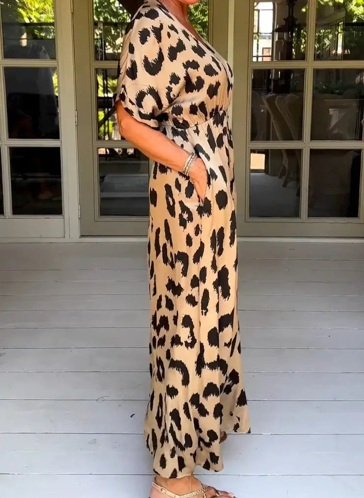 MW | Maxikleid mit Leopardenmuster und V-Ausschnitt