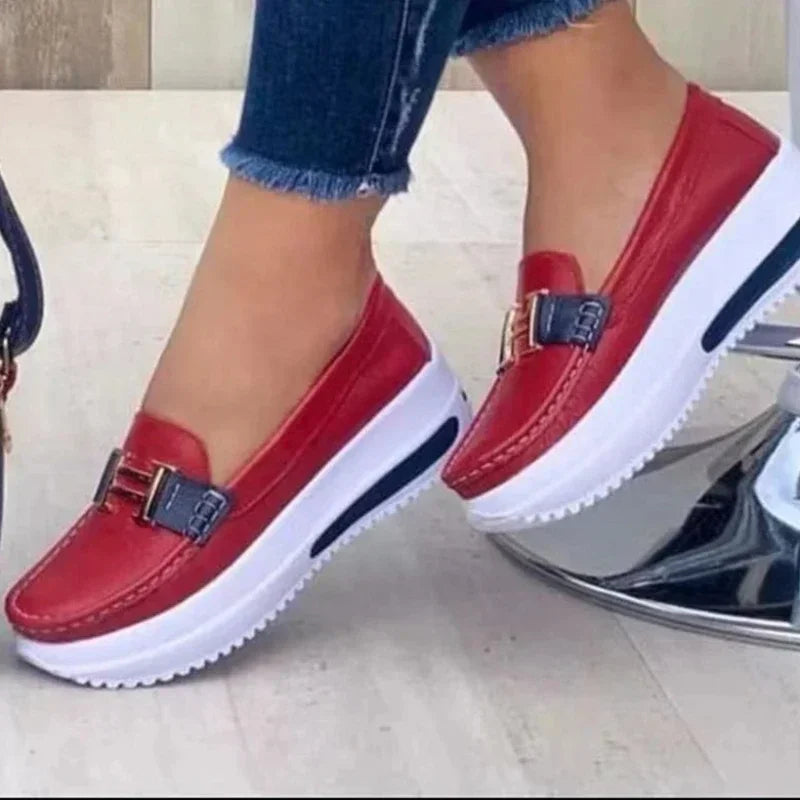 Elegante und stützende orthopädische Turnschuhe
