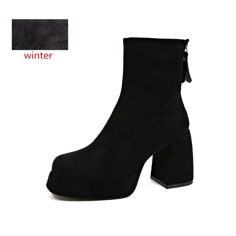 Stützende und trendige orthopädische Stiefel