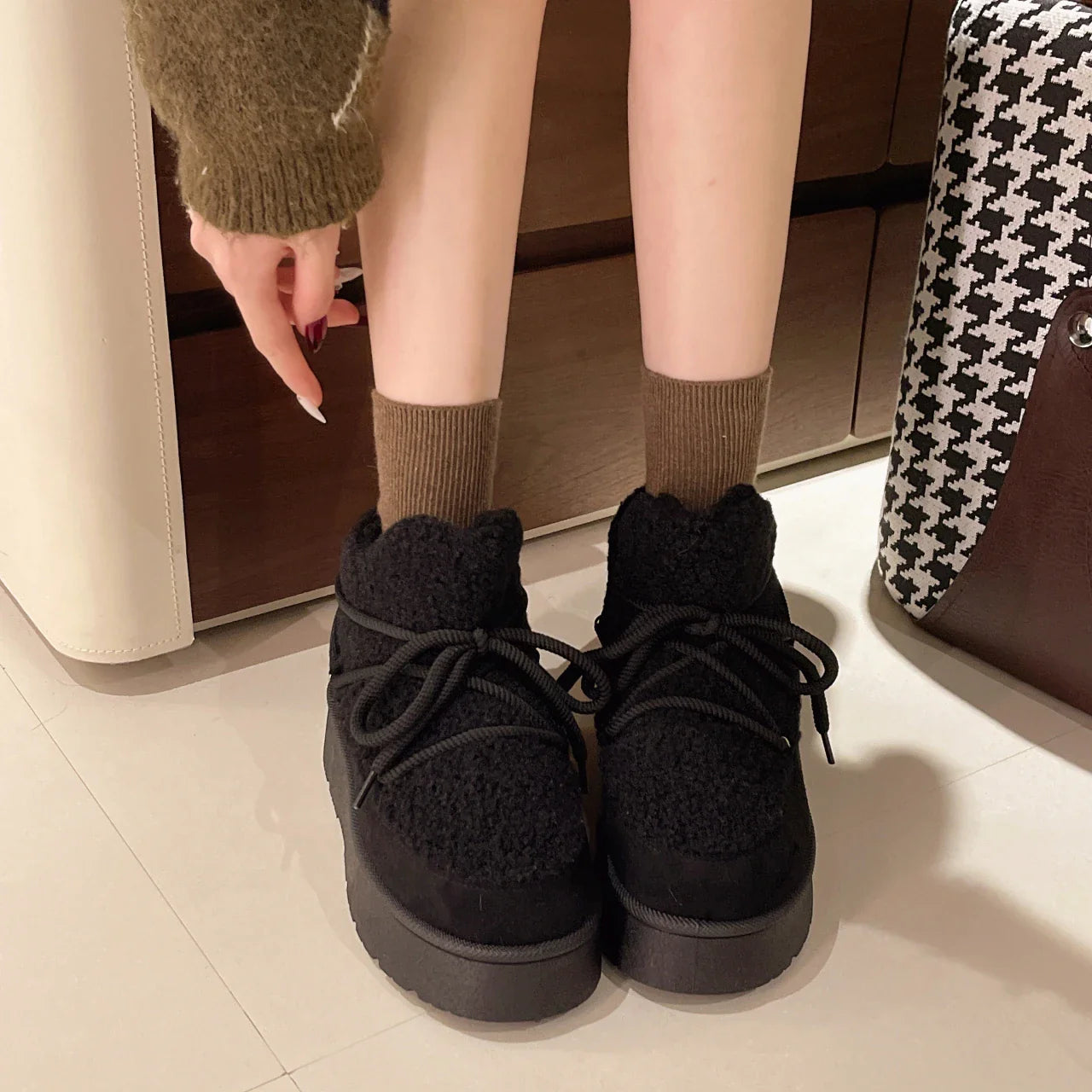 Maßgeschneiderte und bequeme orthopädische Stiefel
