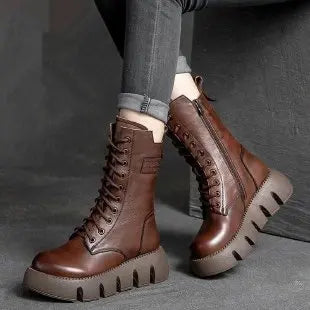 Stützende und stilvolle orthopädische Stiefel