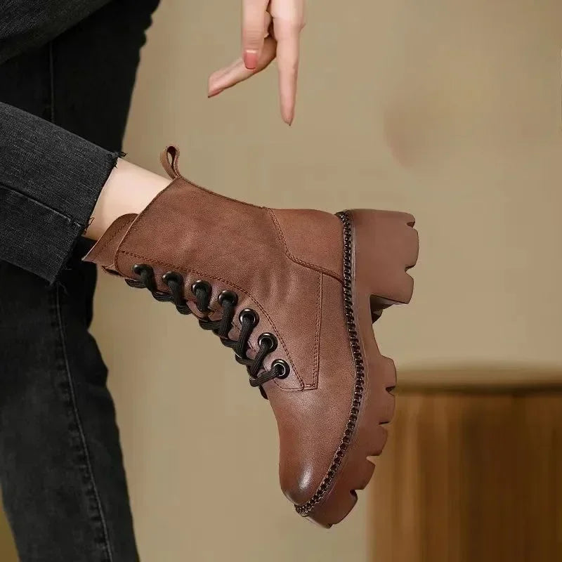 Maßgeschneiderte und bequeme orthopädische Stiefel