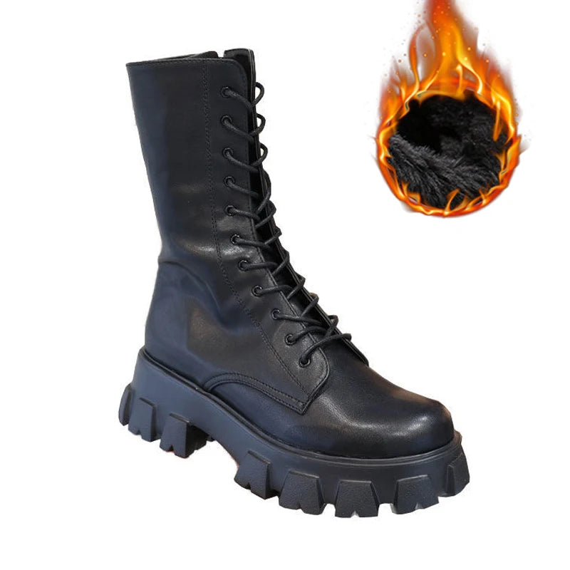Elegante und stützende orthopädische Stiefel