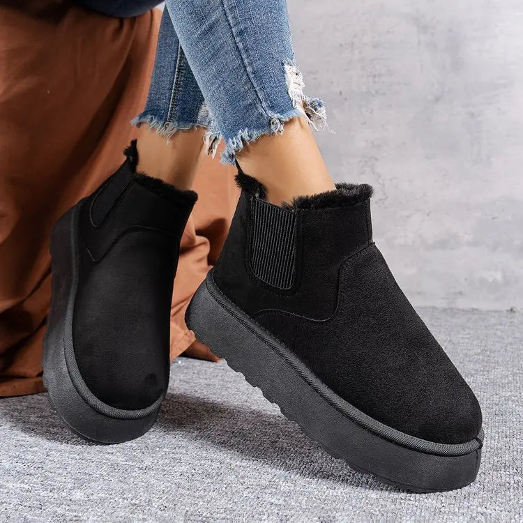 EM | Gemütliche Stiefelette